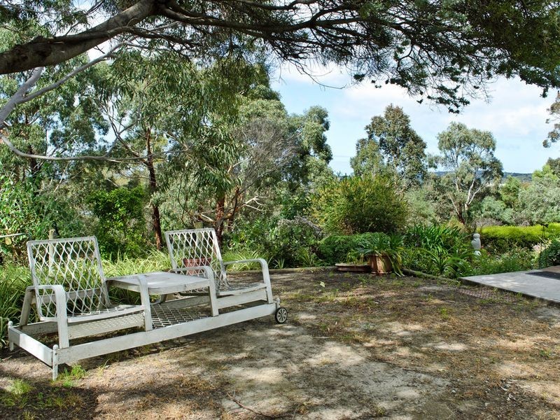 30 Finniss Road, Victor Harbor SA 5211