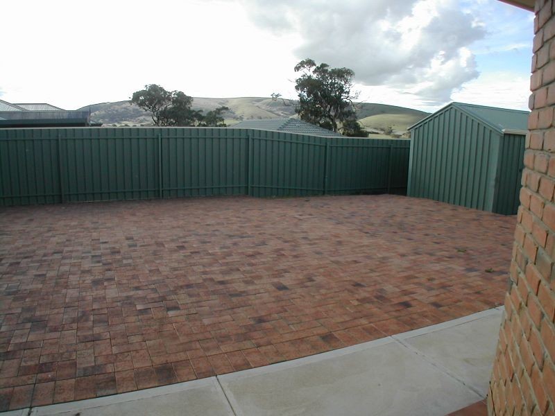 3 Yates Avenue, Hayborough SA 5211