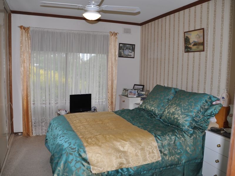 55 Canterbury Road, Victor Harbor SA 5211