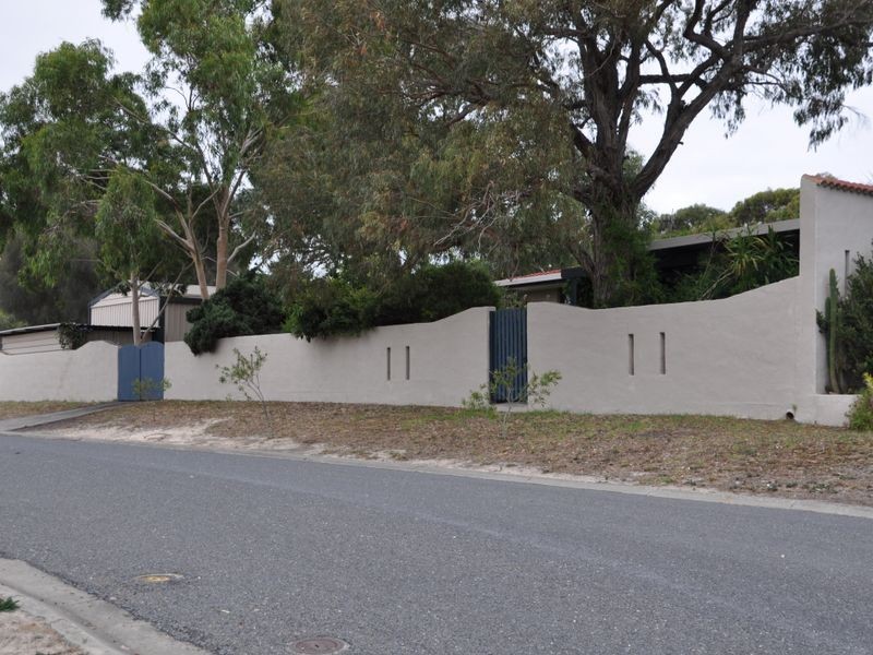 55 Canterbury Road, Victor Harbor SA 5211