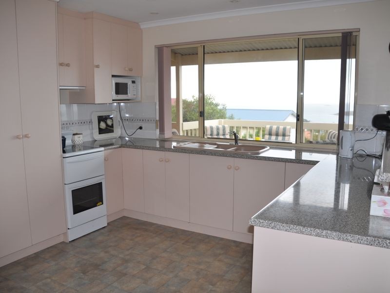 24 Three Gullies Road, Encounter Bay SA 5211