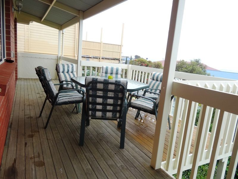 24 Three Gullies Road, Encounter Bay SA 5211