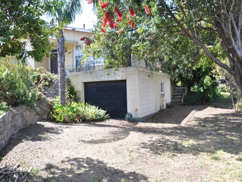 110 Crozier Road, Victor Harbor SA 5211