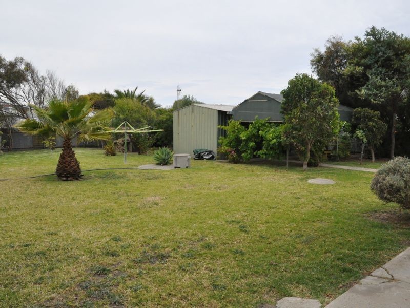 4 Brittain Street, Port Elliot SA 5212