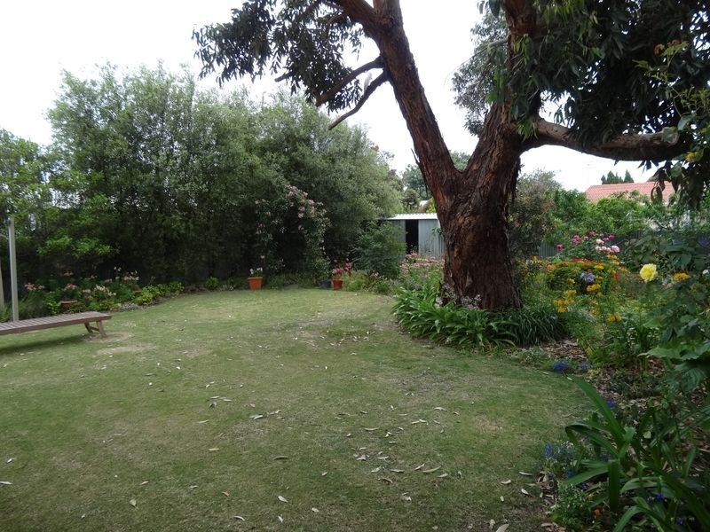 13 Langley Road, Mccracken SA 5211