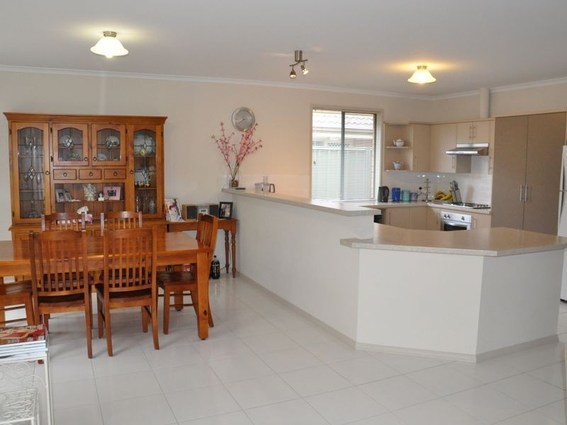 4 Harwood Close, Encounter Bay SA 5211