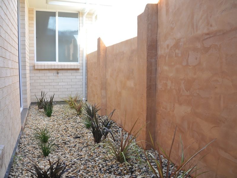 18 Sturt Street, Victor Harbor SA 5211