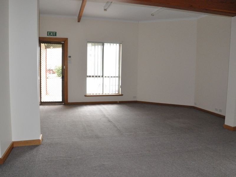 3 Eyre Terrace, Victor Harbor SA 5211