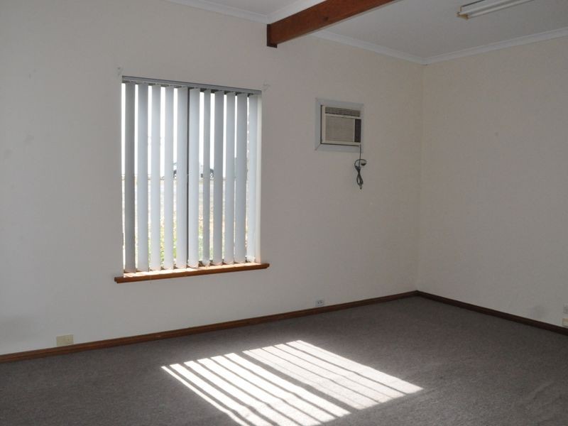 3 Eyre Terrace, Victor Harbor SA 5211