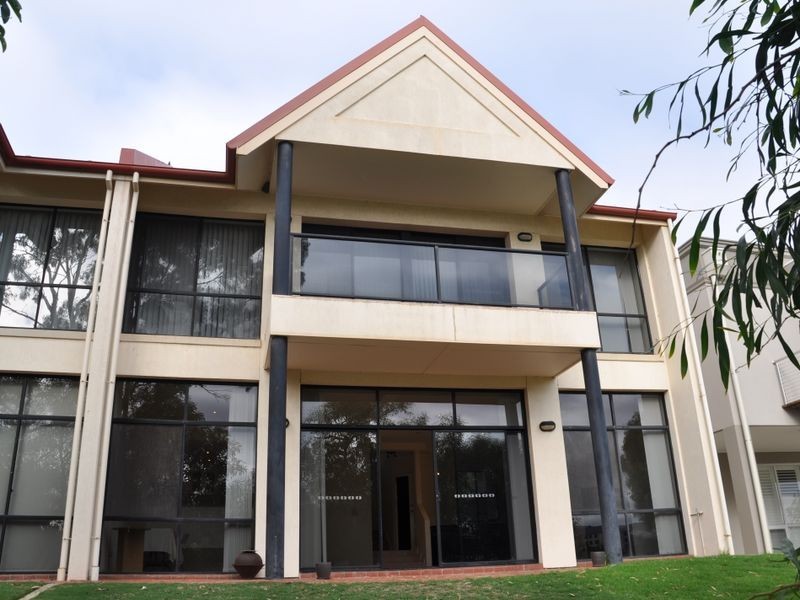 92A Rapid Drive, Mccracken SA 5211