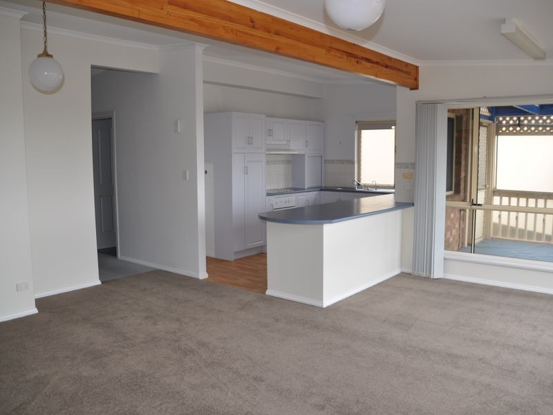 5 Edzell Court, Victor Harbor SA 5211