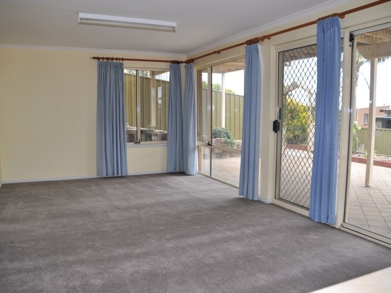 5 Edzell Court, Victor Harbor SA 5211