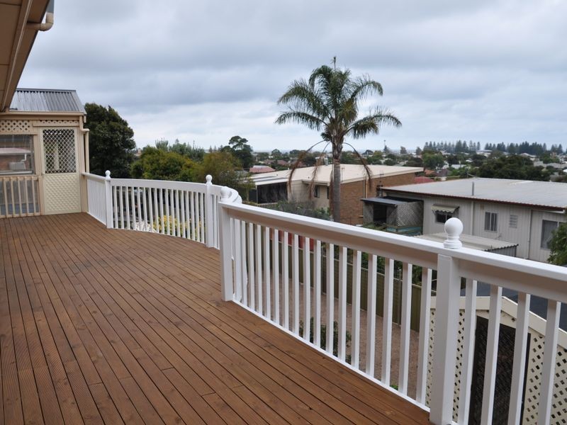 5 Edzell Court, Victor Harbor SA 5211