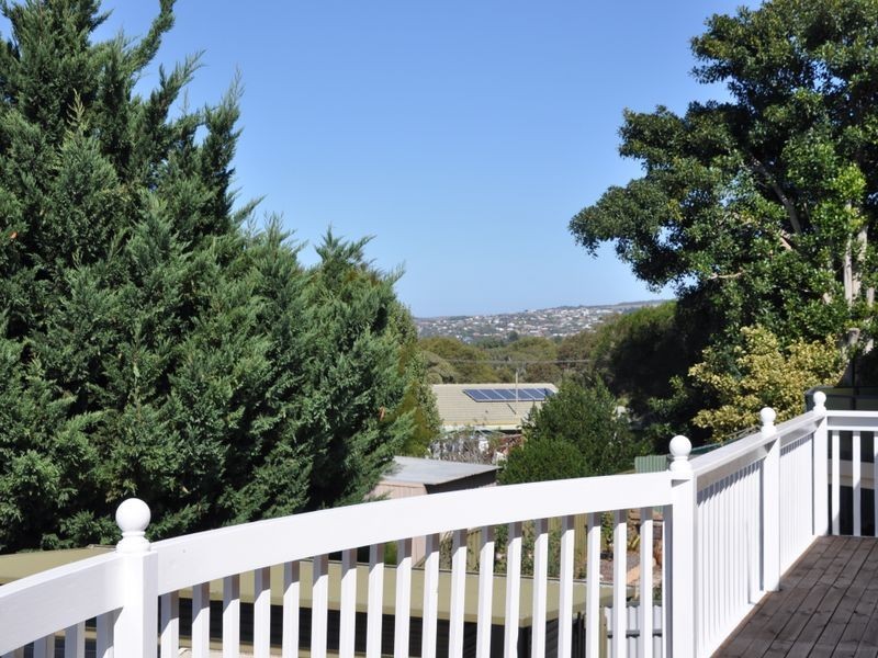 5 Edzell Court, Victor Harbor SA 5211