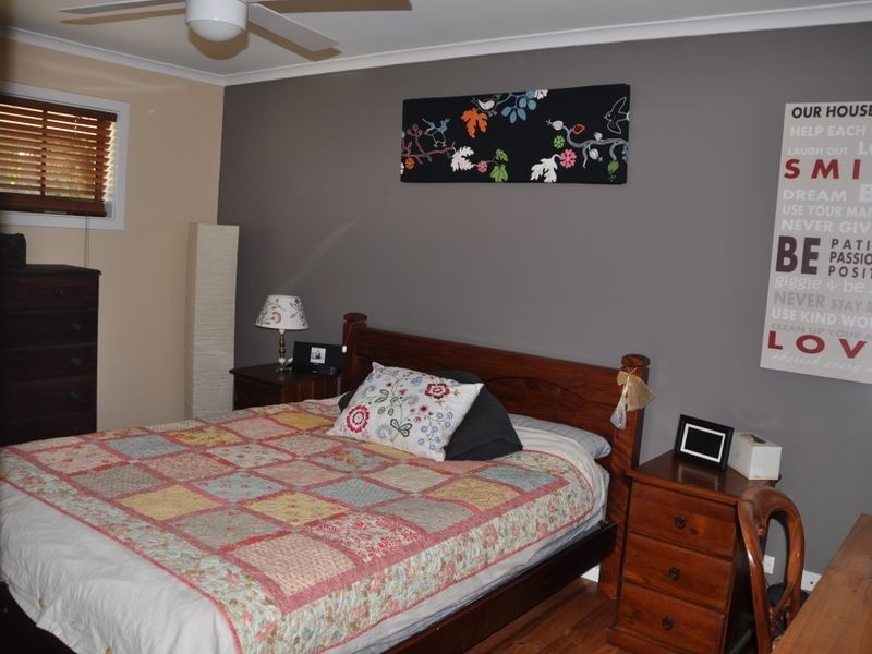 16 Richardson Road, Victor Harbor SA 5211