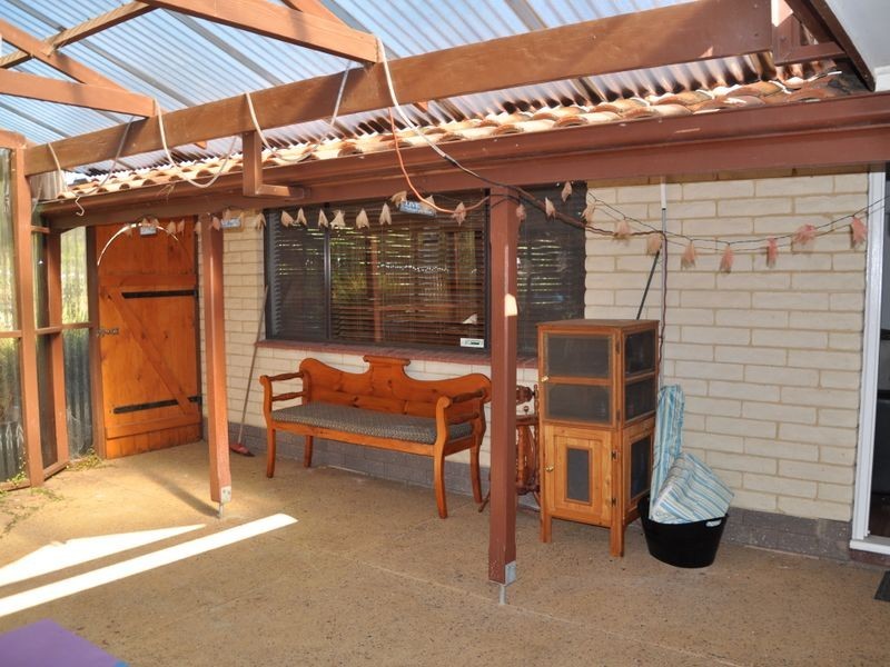 16 Richardson Road, Victor Harbor SA 5211