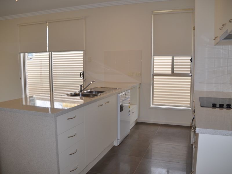 18A Sturt Street, Victor Harbor SA 5211