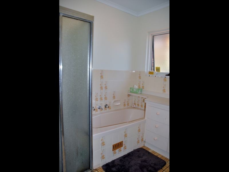 35 Renown Avenue, Victor Harbor SA 5211