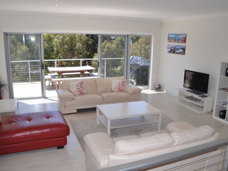 33B Solway Crescent, Encounter Bay SA 5211