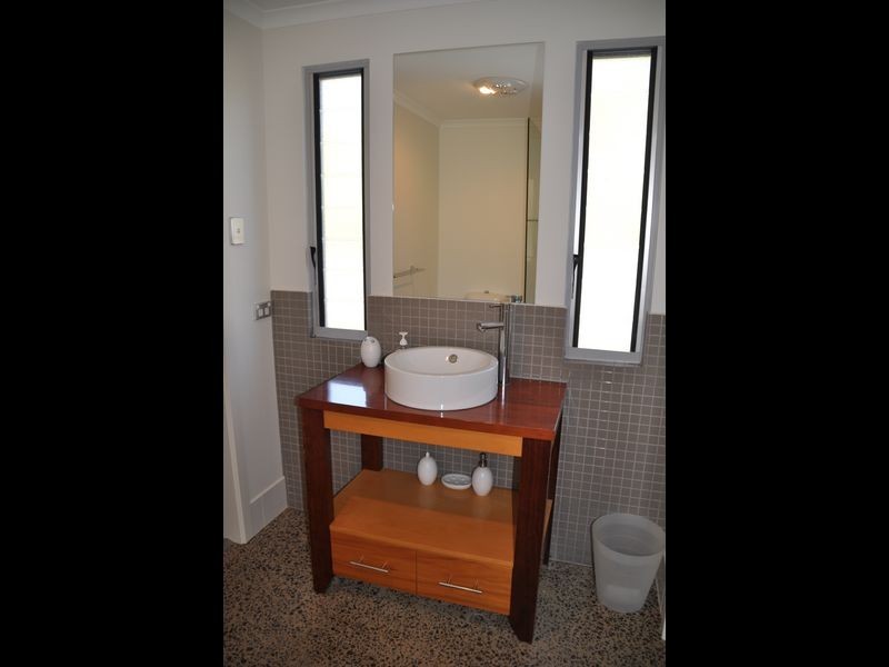 33B Solway Crescent, Encounter Bay SA 5211