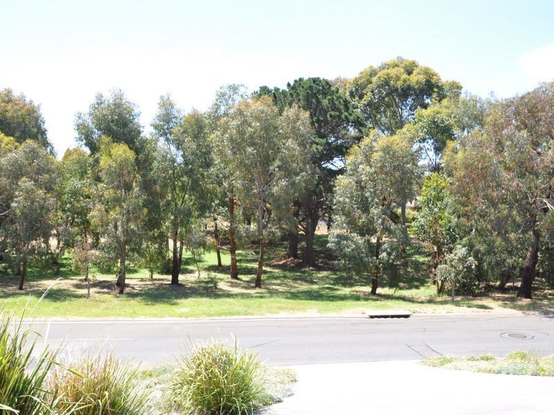 33B Solway Crescent, Encounter Bay SA 5211