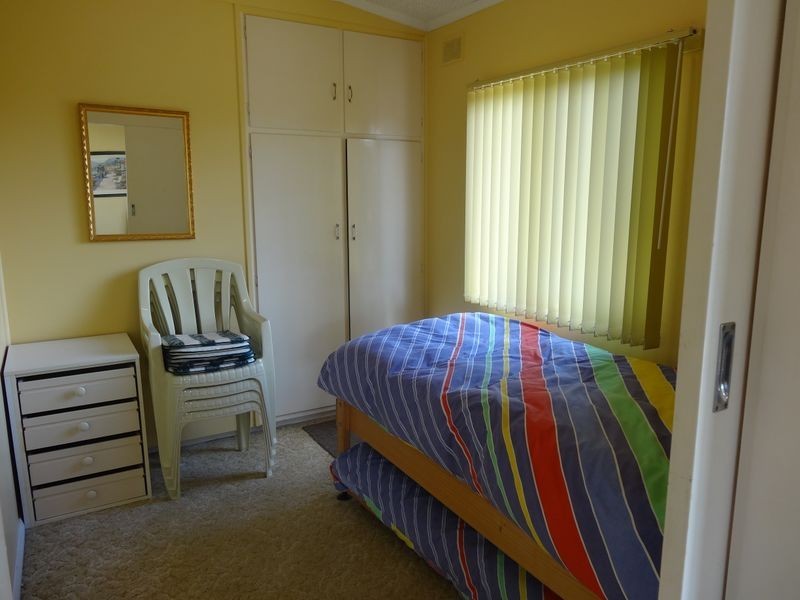 32 Norfolk Ave, Victor Harbor SA 5211