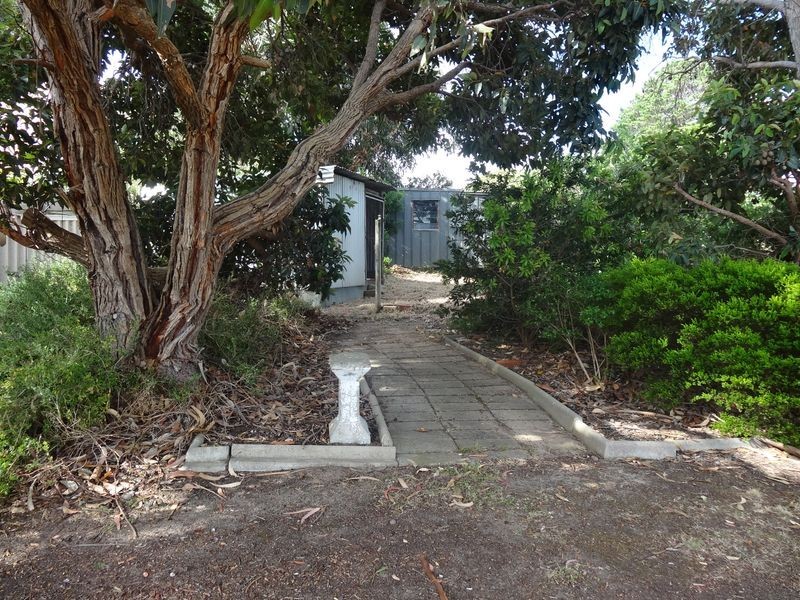 32 Norfolk Ave, Victor Harbor SA 5211