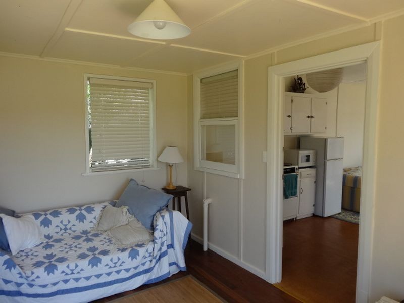 20 Surrey Avenue, Victor Harbor SA 5211