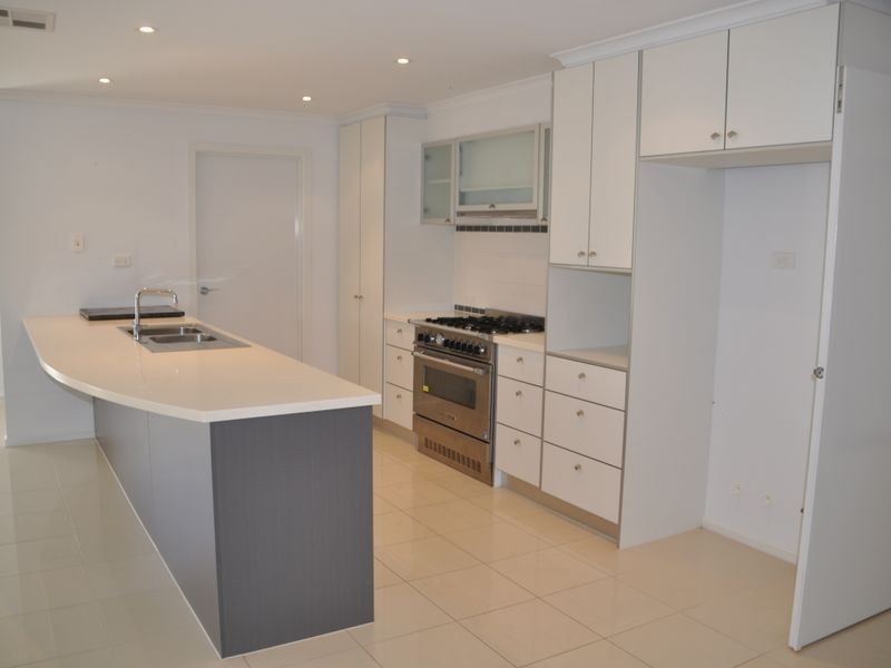 13 Cinema Court, Port Elliot SA 5212