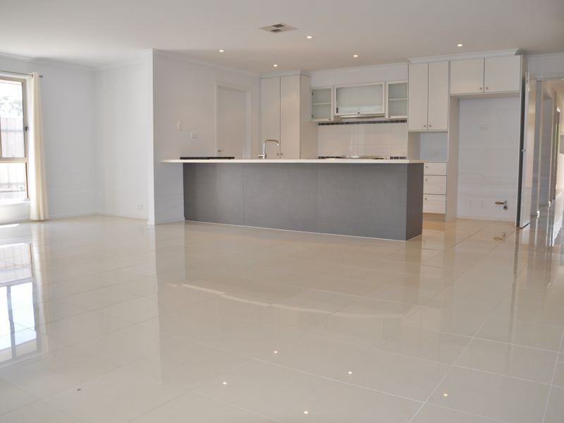 13 Cinema Court, Port Elliot SA 5212