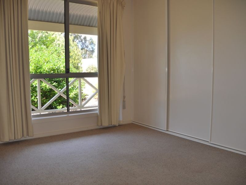 22 Hicks Ct, Hayborough SA 5211