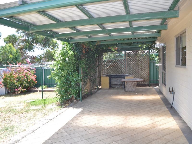 22 Hicks Ct, Hayborough SA 5211