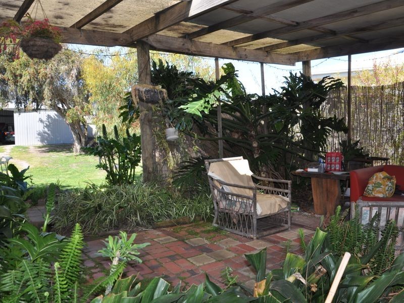 16 Elliot Avenue, Hayborough SA 5211