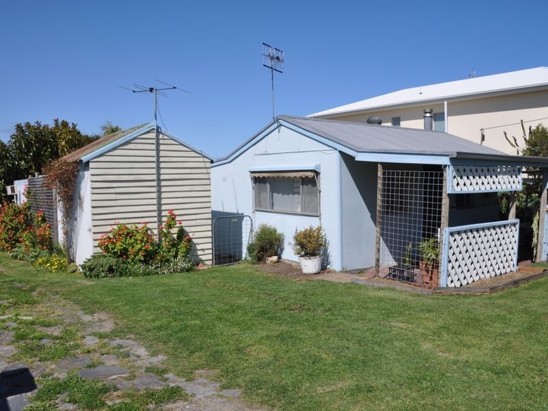 16 Elliot Avenue, Hayborough SA 5211