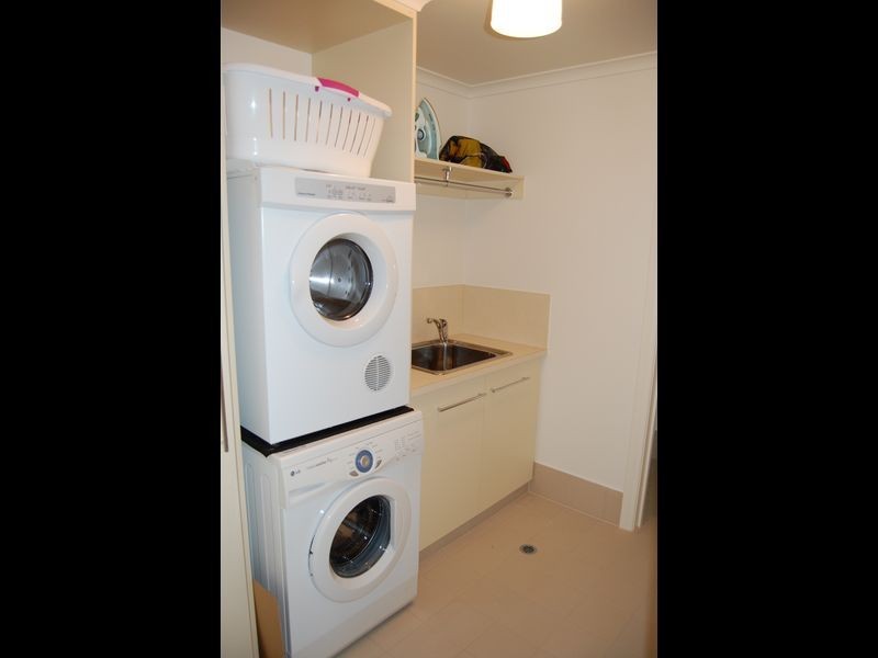 16/2 Solway Cr, Encounter Bay SA 5211