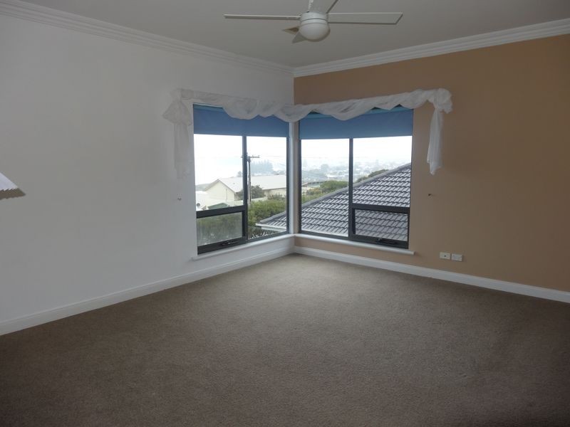 15 Bluffview Road, Mccracken SA 5211