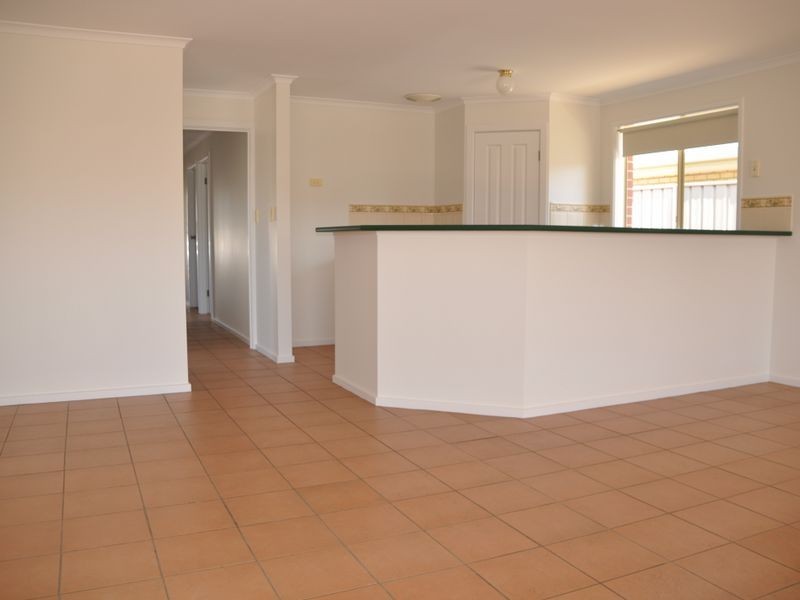 7 Africaine Drive, Mccracken SA 5211