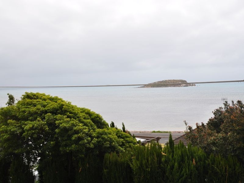 13 Hart Avenue, Encounter Bay SA 5211