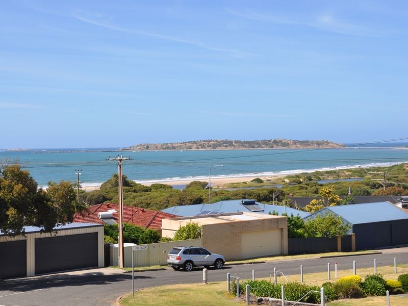 3/35 The Crescent, Mccracken SA 5211