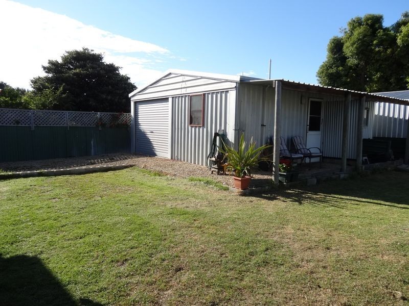 14 Leworthy Street, Victor Harbor SA 5211