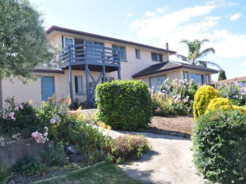 4 Millard Court, Encounter Bay SA 5211