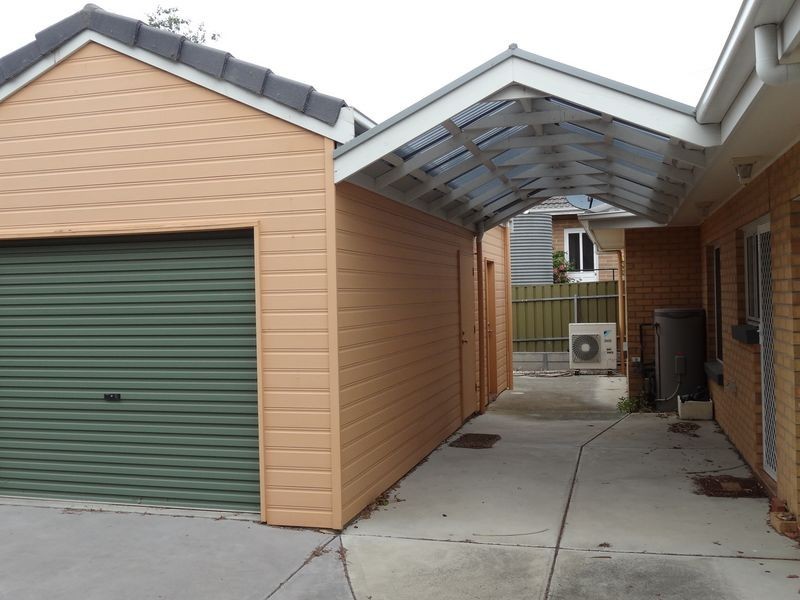 16 Riverview Road, Victor Harbor SA 5211