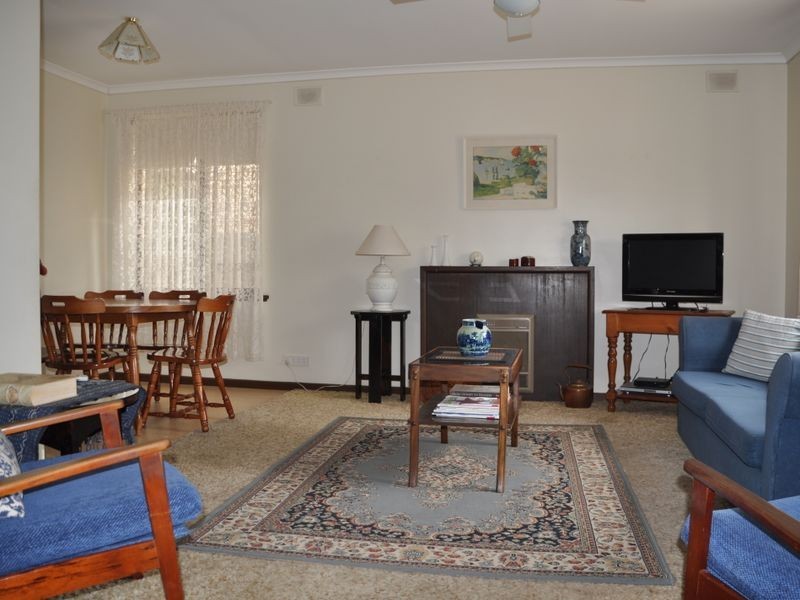 80 Canterbury Road, Victor Harbor SA 5211