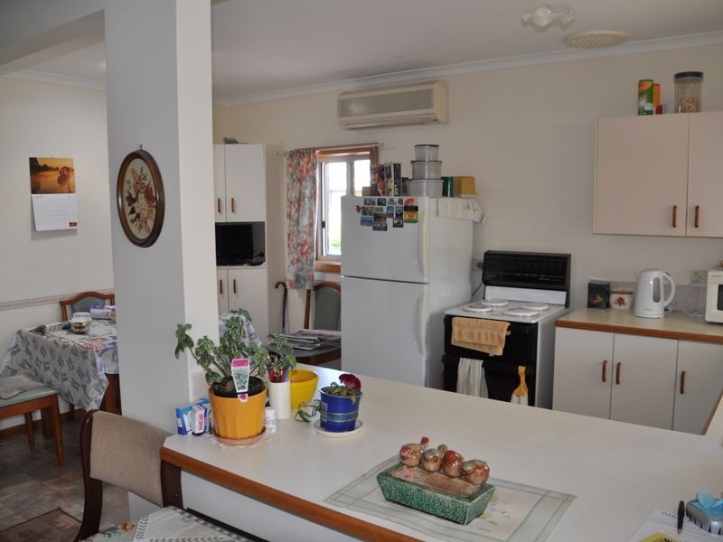 1/30 Graham Street, Victor Harbor SA 5211