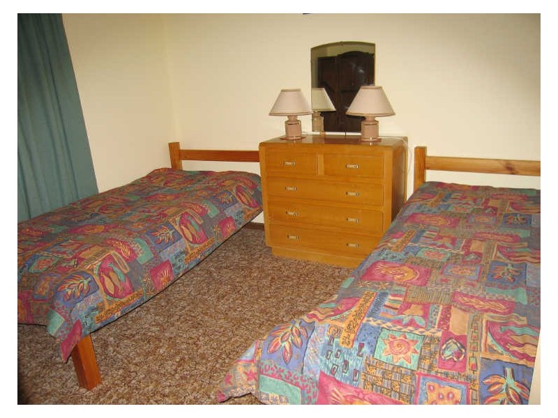 22 Coorong Crescent, Encounter Bay SA 5211