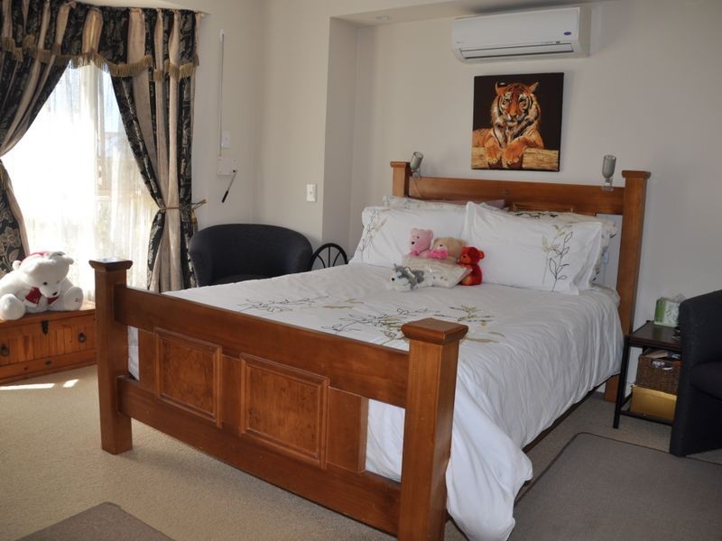 7 Wishart Cres, Encounter Bay SA 5211