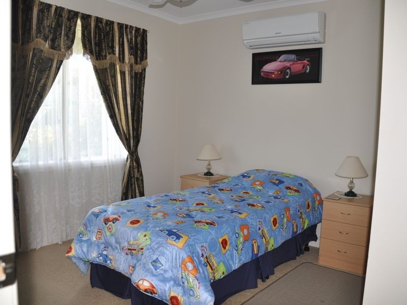 7 Wishart Cres, Encounter Bay SA 5211