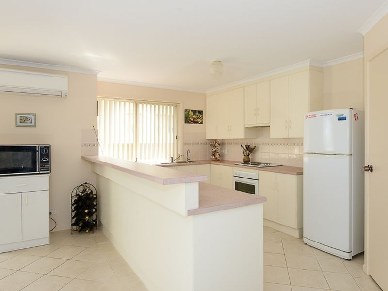 1 Edzell Court, Victor Harbor SA 5211