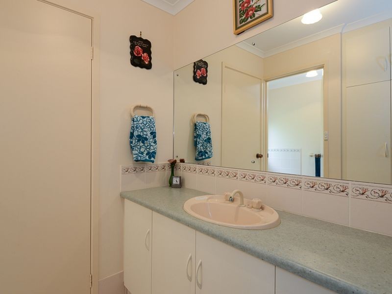 1 Edzell Court, Victor Harbor SA 5211