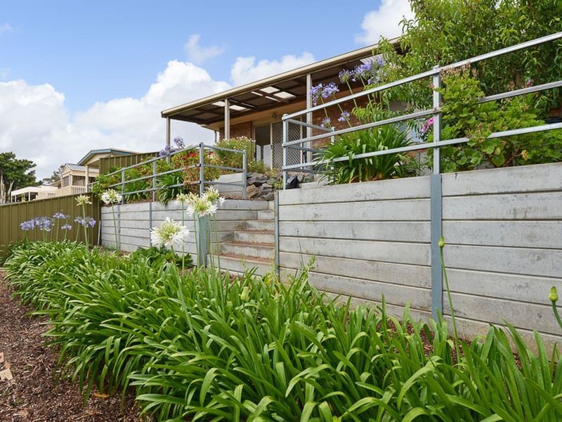 1 Edzell Court, Victor Harbor SA 5211